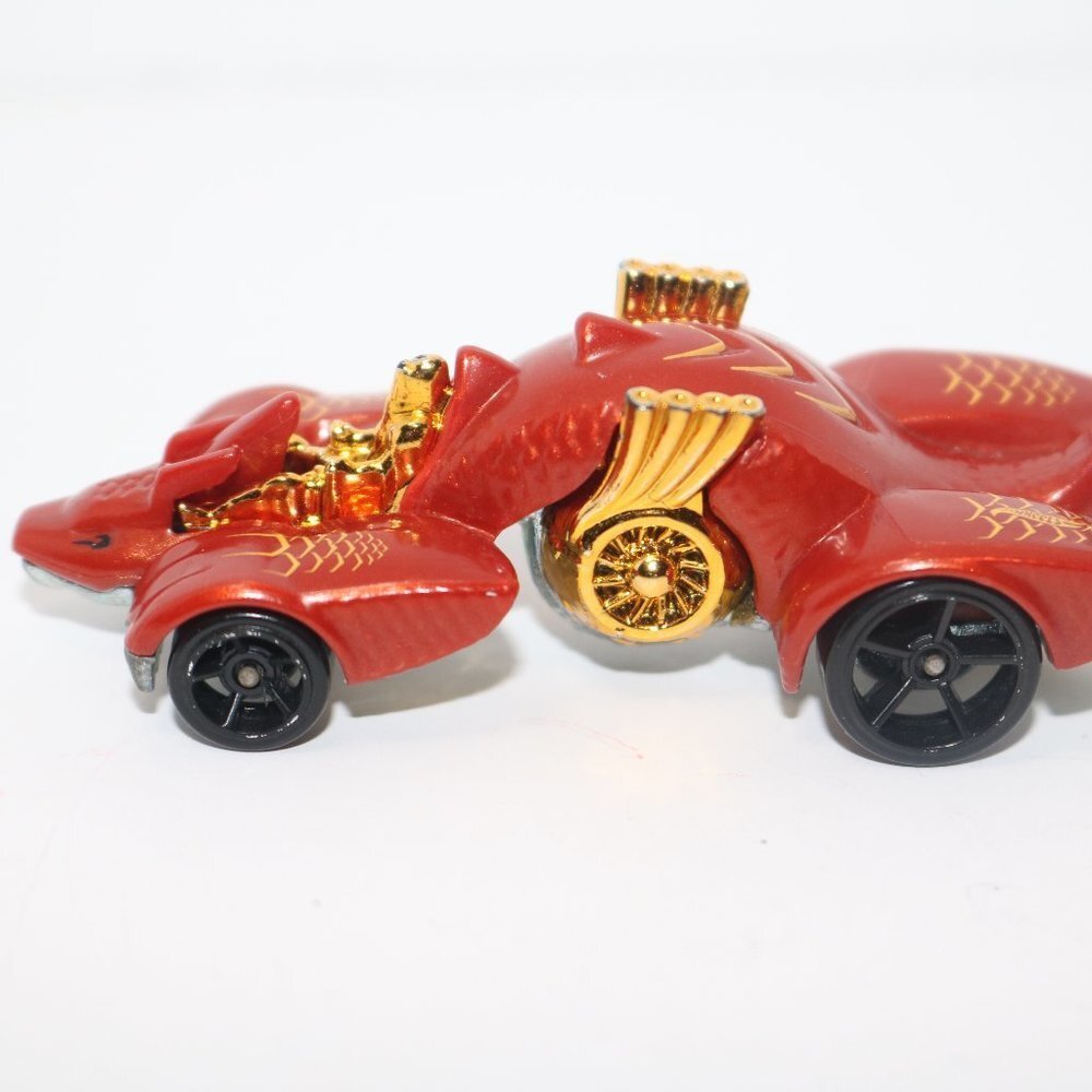 Hot Wheels Street Beasts 2013 Knight Draggin' CUSTOM keychain